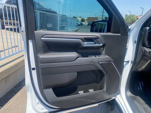 Used 2025 Chevrolet Silverado 1500 LT AWD/4WD image 10