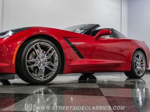 Used 2015 Chevrolet Corvette Stingray Coupe RWD image 22