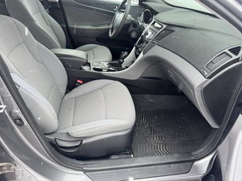 Used 2014 Subaru Forester 2.5i Premium image 7