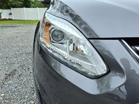 Used 2017 Ford C-MAX Energi SE image 9