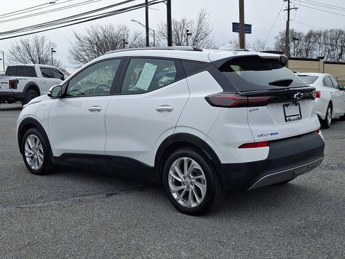 Used 2023 Chevrolet Bolt EUV LT w/ Driver Confidence Package image 4