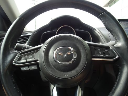 Used 2018 MAZDA MAZDA3 Grand Touring FWD image 21