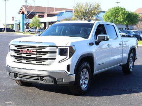 Used 2023 GMC Sierra 1500 SLE AWD/4WD image 29