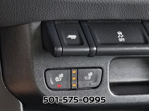 Used 2018 Chevrolet Colorado Z71 AWD/4WD image 24