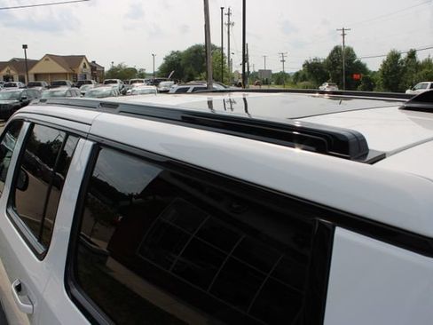Used 2025 Jeep Wagoneer Series II w/ Premium Group I AWD/4WD image 31