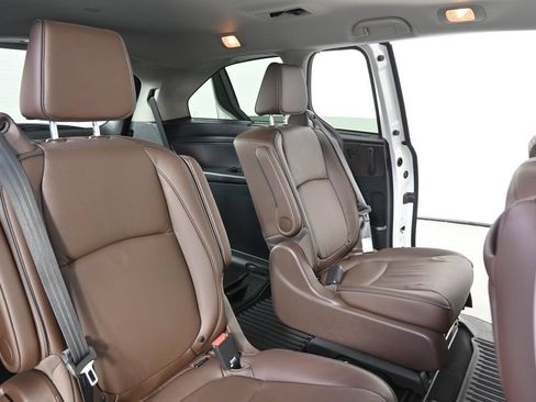 Used 2025 Honda Odyssey Touring image 23