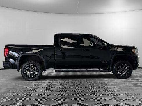 Used 2021 GMC Sierra 1500 AT4 w/ AT4 Preferred Package image 9