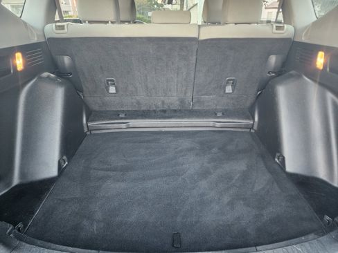 Used 2017 Honda CR-V LX image 11