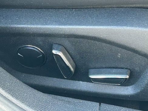 Used 2019 Ford Fusion Titanium FWD image 37