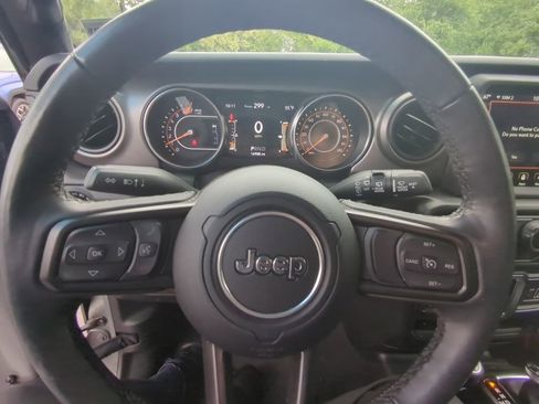 Used 2022 Jeep Wrangler Sport AWD/4WD image 12