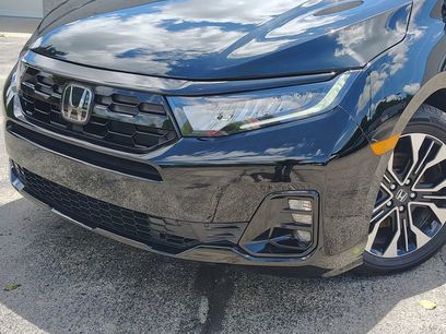 Used 2025 Honda Odyssey Elite