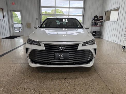Used 2021 Toyota Avalon XLE FWD image 8