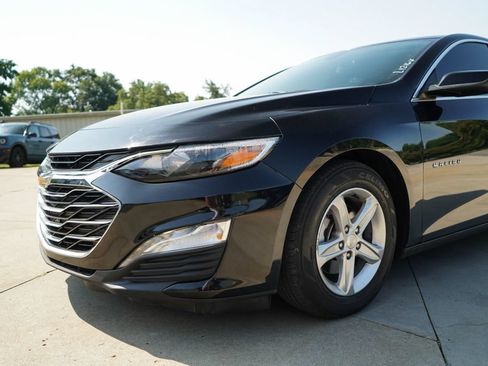 Used 2024 Chevrolet Malibu LT FWD image 17