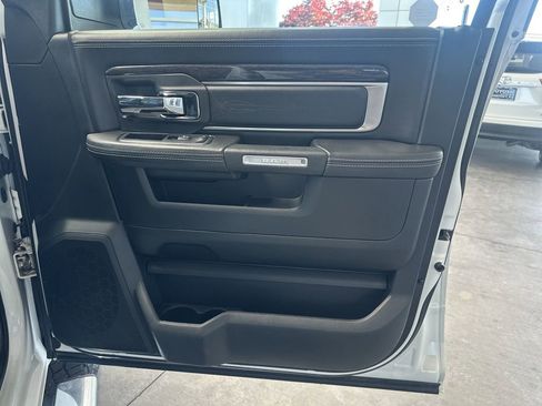 Used 2018 RAM 3500 Laramie Longhorn AWD/4WD image 15