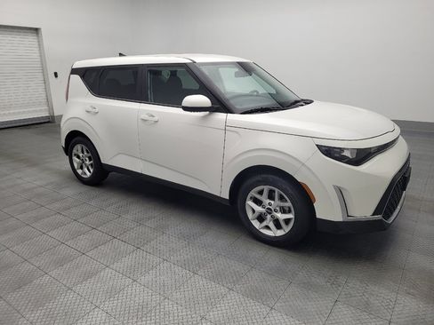 Used 2024 Kia Soul LX w/ Option Group 015 image 11
