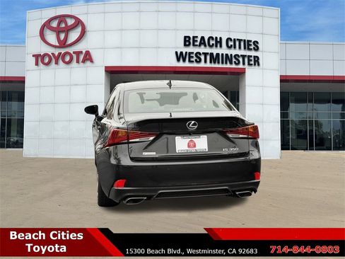 Used 2018 Lexus IS 350 image 9