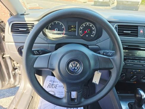 Used 2014 Volkswagen Jetta S FWD image 12