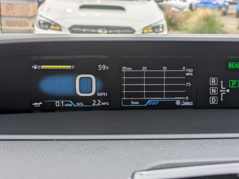 Used 2016 Toyota Prius Four w/ Advanced Technology Package image 31