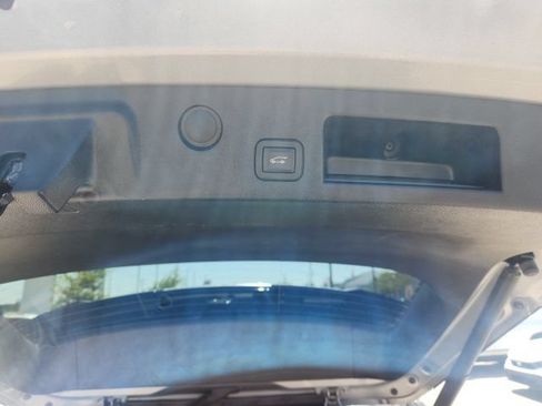 Used 2025 Chevrolet Equinox LT w/ Convenience Package II AWD/4WD image 21