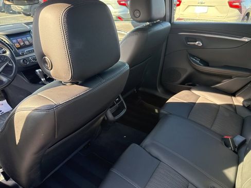 Used 2019 Chevrolet Impala LT image 57