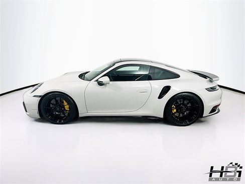 Used 2022 Porsche 911 Turbo S image 9