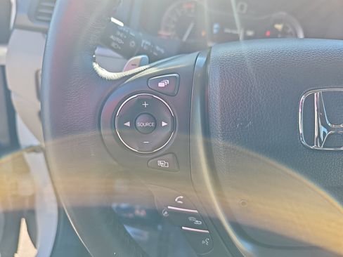 Used 2023 Honda Ridgeline RTL-E image 16