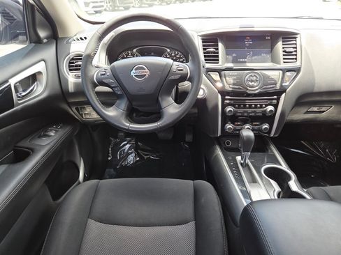 Used 2019 Nissan Pathfinder SV FWD image 28