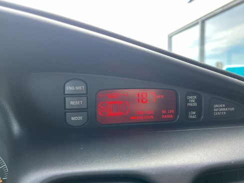 Used 1997 Pontiac Grand Prix GT w/ Opt Pkg image 23