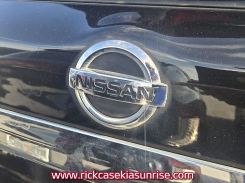 Used 2020 Nissan Pathfinder S FWD image 7