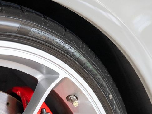 Used 2018 Porsche 911 GT3 RWD image 25