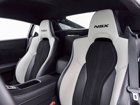 Used 2022 Acura NSX Type S AWD/4WD image 52