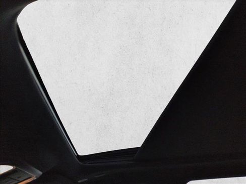 Used 2021 Jeep Grand Cherokee Trailhawk w/ Trailhawk Luxury Group image 15