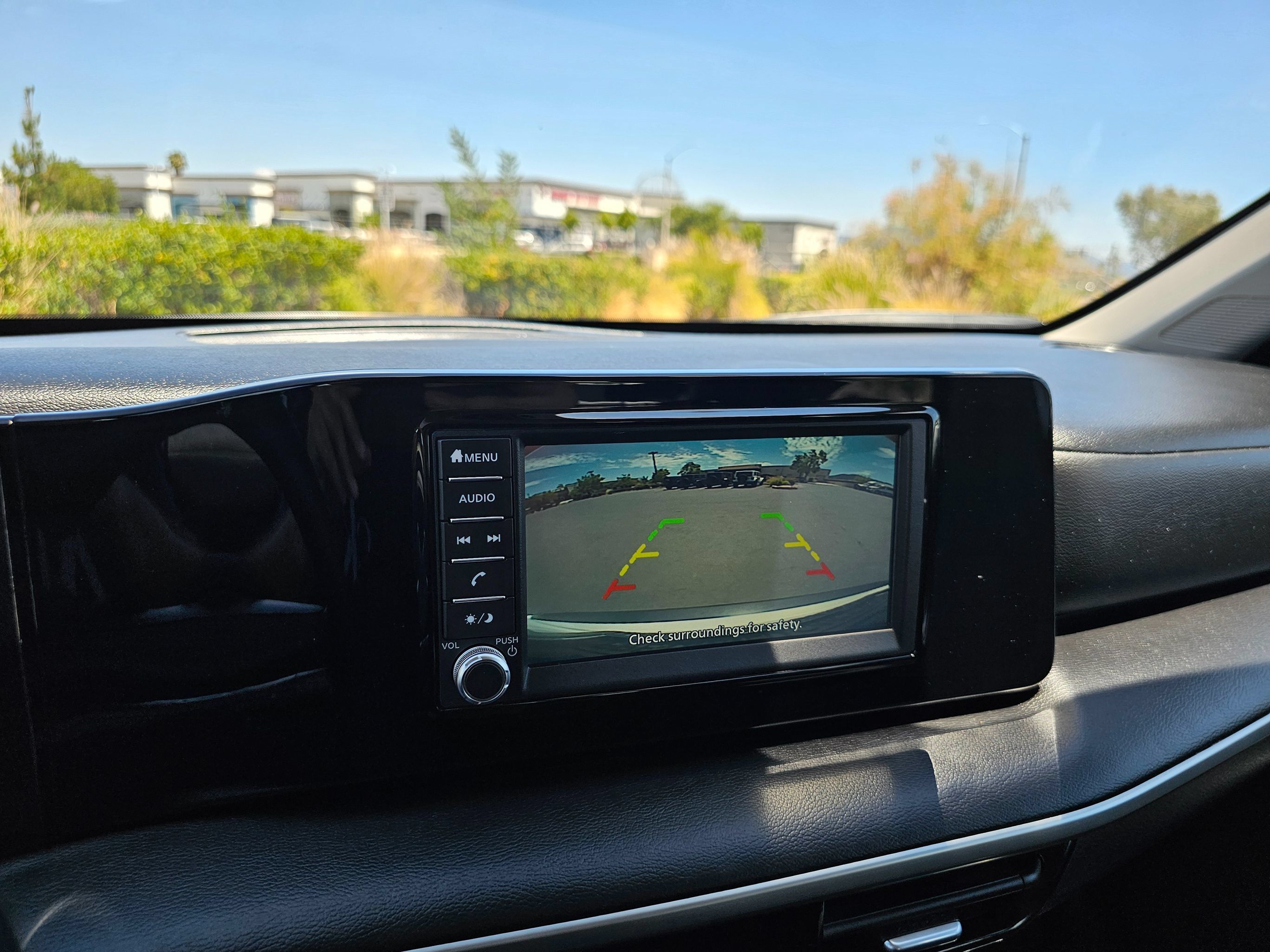 Used 2025 Nissan Kicks S w/ Charging Package FWD image 31