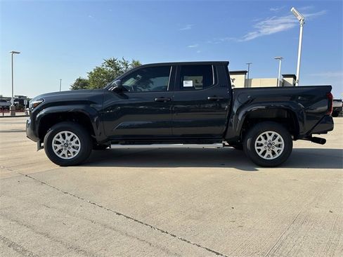 New 2025 Toyota Tacoma SR5 image 2