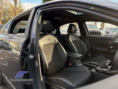 Used 2020 Kia Forte GT-Line w/ GT-Line Premium Package image 9