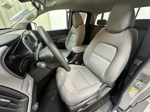 Used 2018 Chevrolet Colorado W/T w/ Custom Special Edition image 24