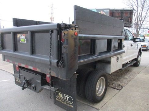 Used 2020 Ford F350 XL w/ Power Equipment Group image 4