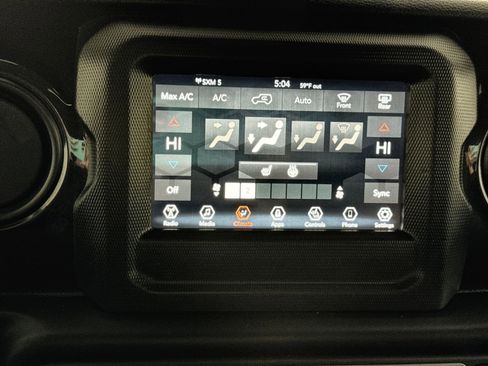 Used 2021 Jeep Wrangler Unlimited Sport image 20