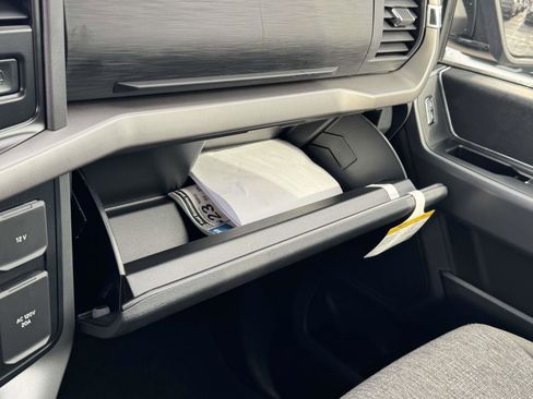 Used 2025 Ford F150 XLT w/ Equipment Group 302A MID image 31