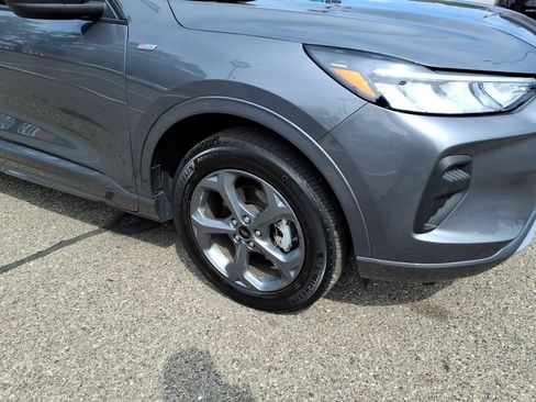 Certified 2024 Ford Escape ST-Line w/ Tech Pack #1 AWD/4WD image 5