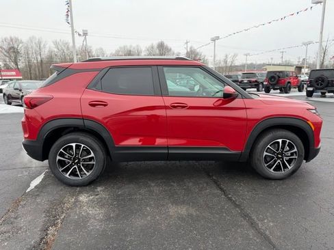 New 2026 Chevrolet TrailBlazer LT w/ Convenience Package FWD image 14