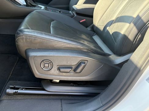 Used 2021 Audi Q3 2.0T Premium w/ Convenience Package image 14