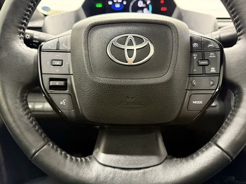 Used 2024 Toyota bZ4X XLE w/ Weather Package image 41