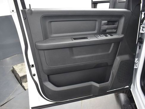 New 2025 RAM 2500 Tradesman w/ Bed Convenience Group AWD/4WD image 13