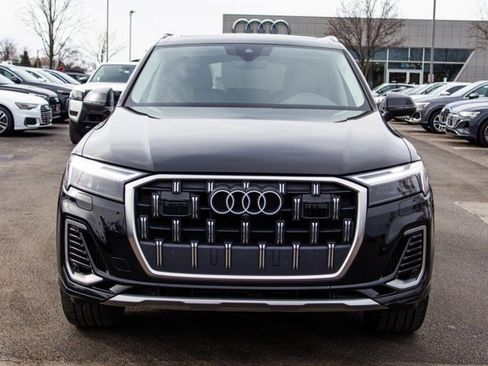 Used 2025 Audi Q7 3.0T Premium Plus image 2