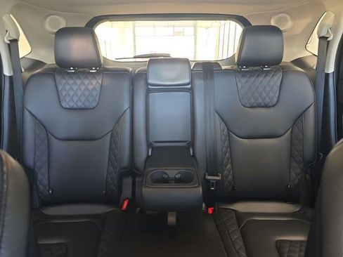 Used 2024 Ford Edge Titanium image 36