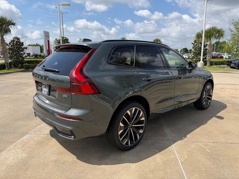 New 2026 Volvo XC60 B5 Ultra w/ Protection Package Premier AWD/4WD image 5