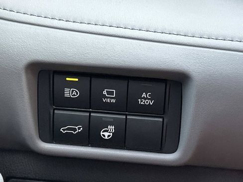 New 2026 Toyota Highlander Limited AWD/4WD image 33