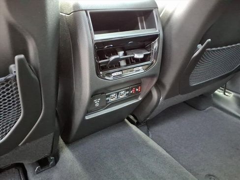 New 2025 Jeep Grand Cherokee Limited image 33