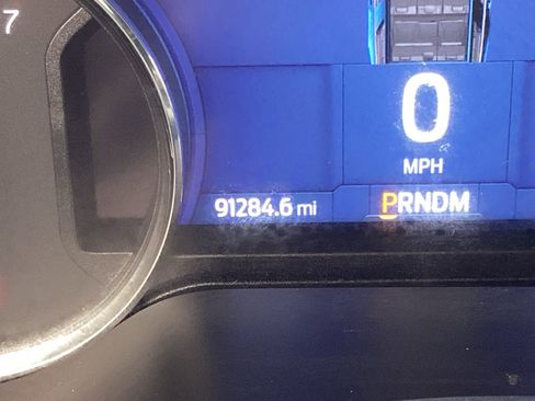 Used 2022 Ford Expedition XLT RWD image 3
